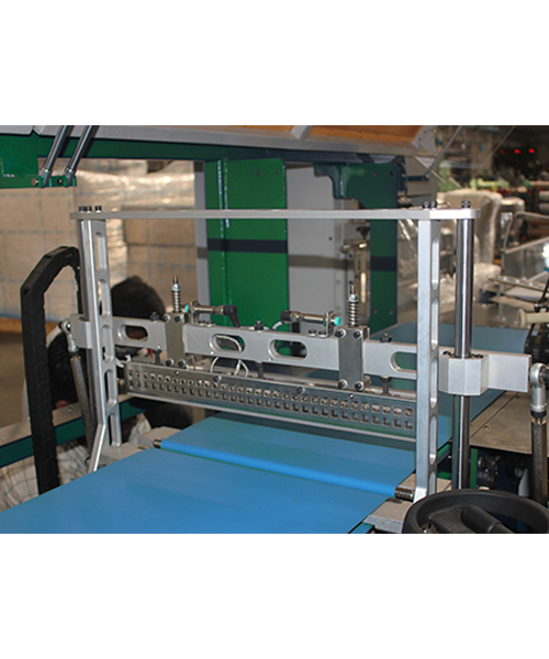 Continuous Motion Side Sealer